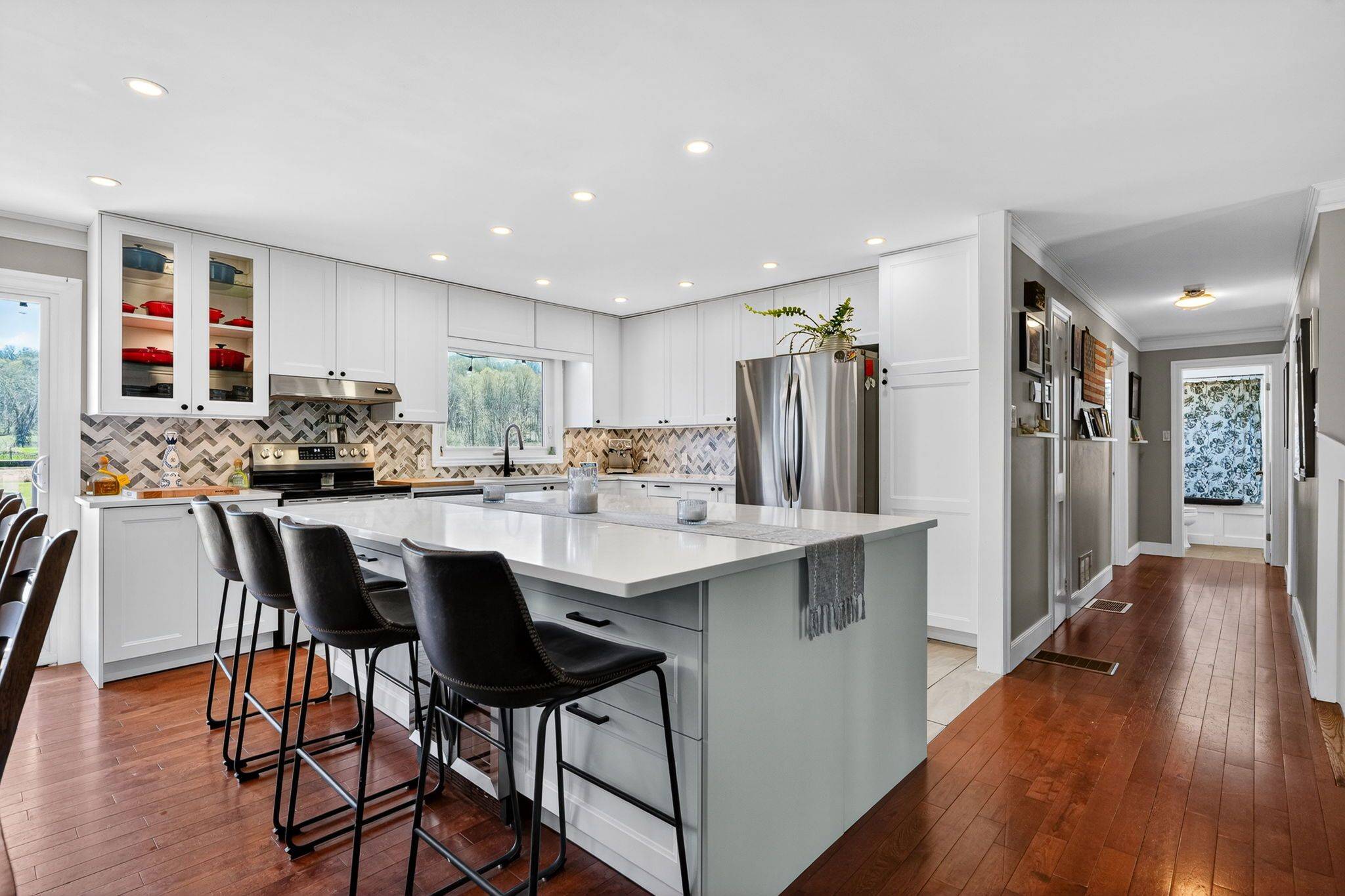 2021 County 3 RD, Prince Edward County, ON K0K 1L0