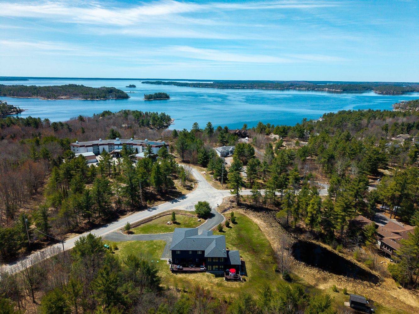 19 Ryder DR, Mcdougall, ON P2A 2W9