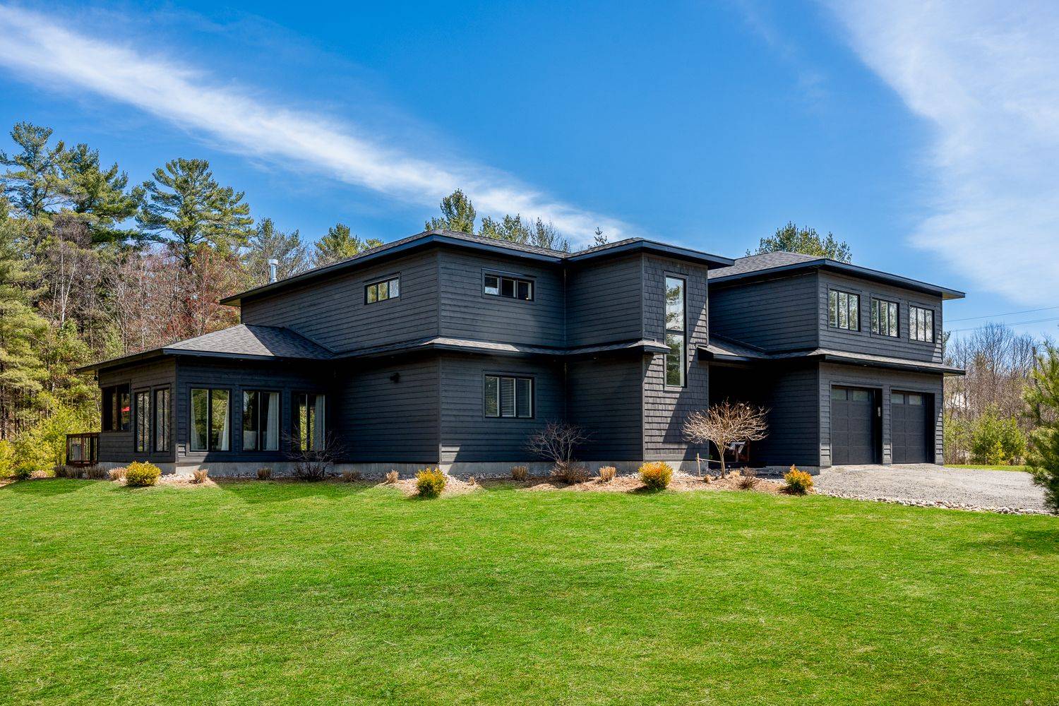 19 Ryder DR, Mcdougall, ON P2A 2W9