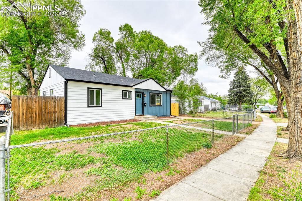 618 E Saint Elmo AVE, Colorado Springs, CO 80905