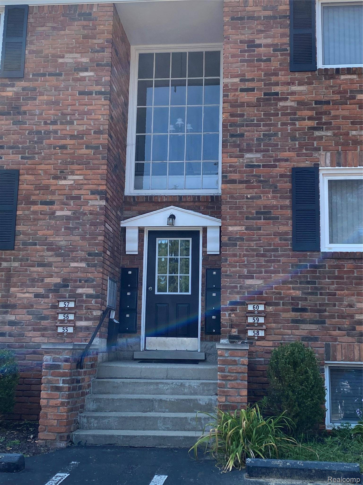 31831 Grand River AVE #57, Farmingtoncity_oakland, MI 48336
