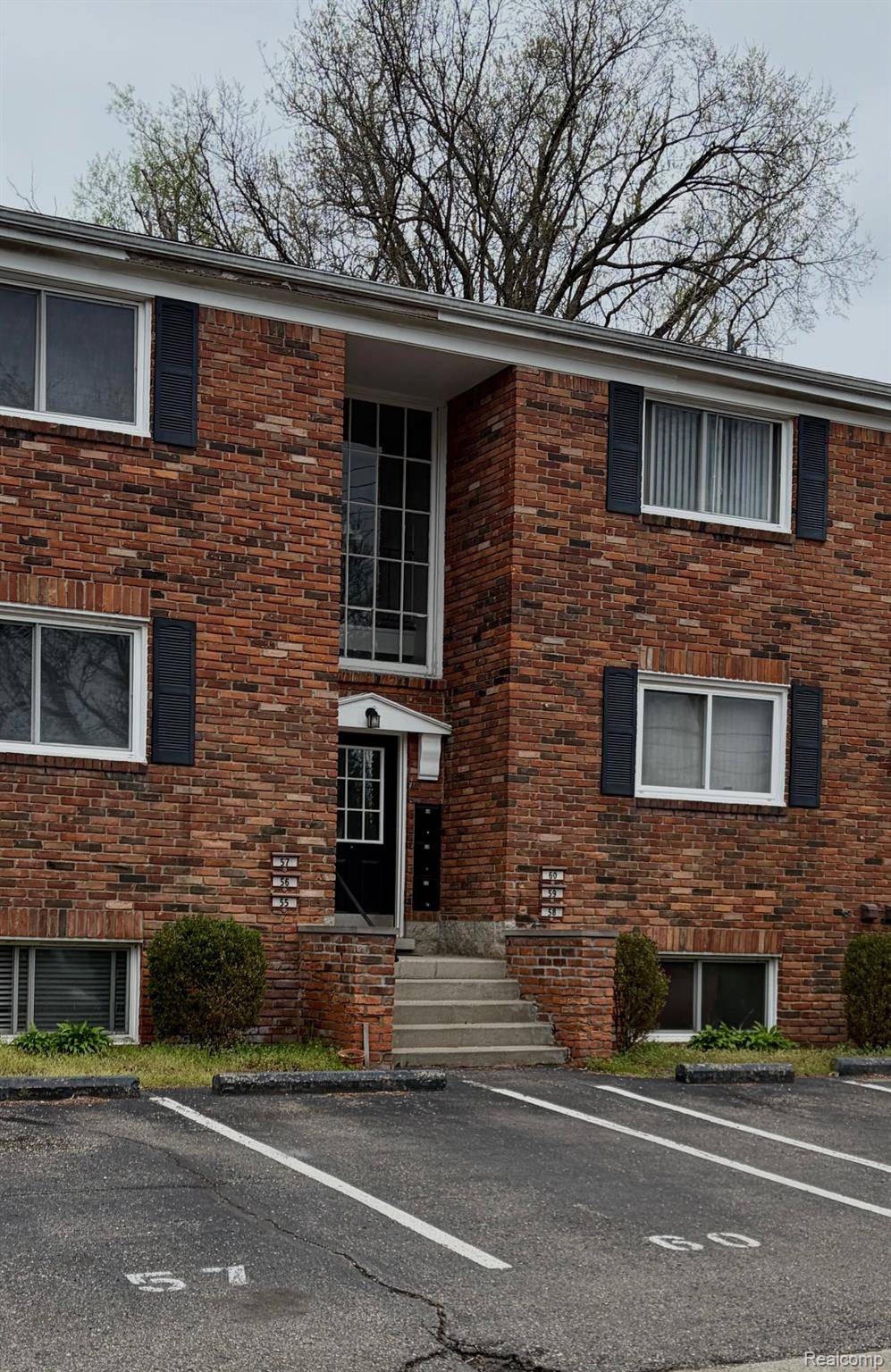 31831 Grand River AVE #57, Farmingtoncity_oakland, MI 48336