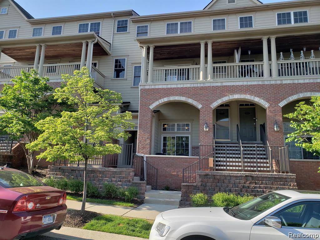 3930 FORESTER BLVD, Auburn Hills, MI 48326