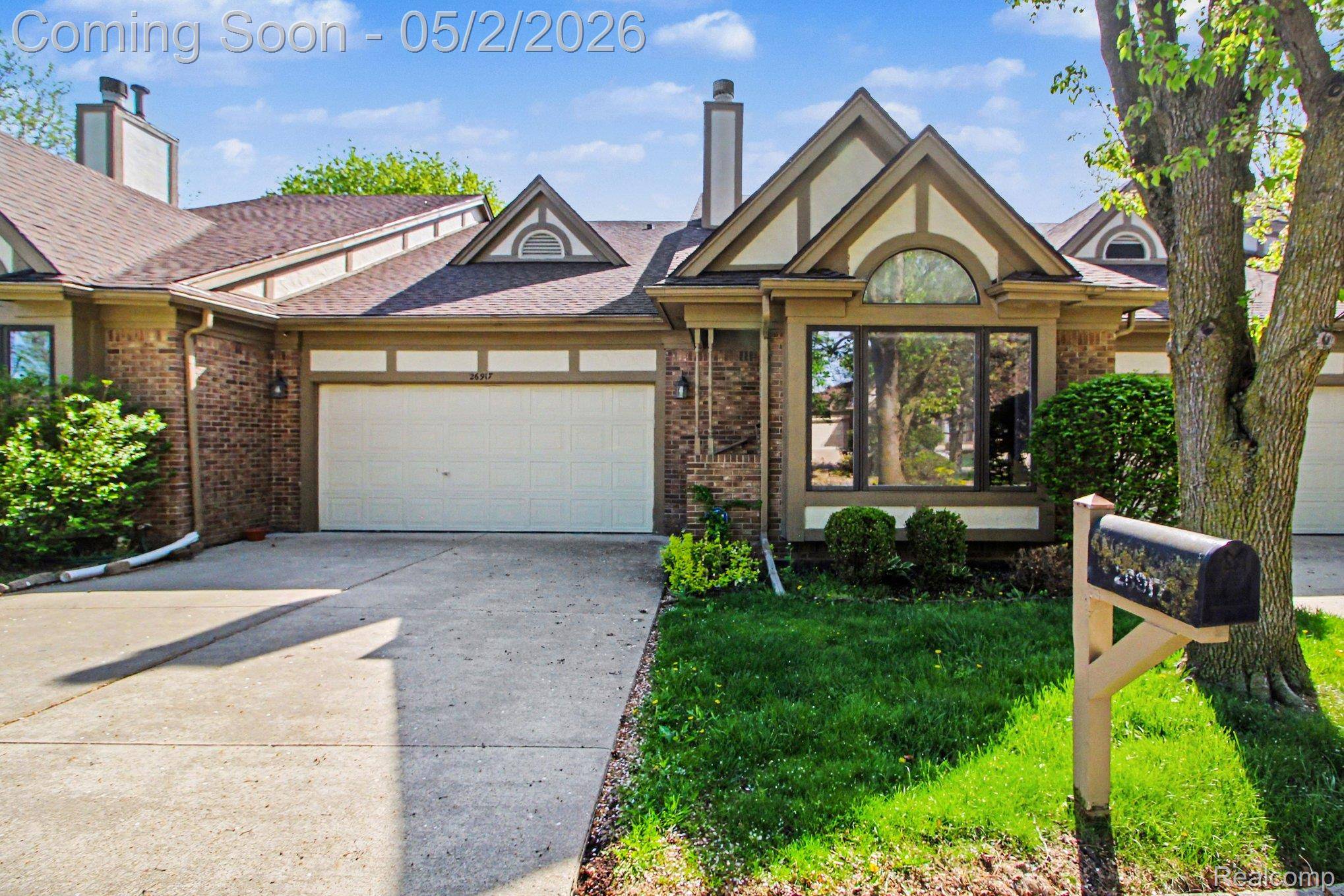 26917 Ann Arbor TRL, Dearborn Heights, MI 48127