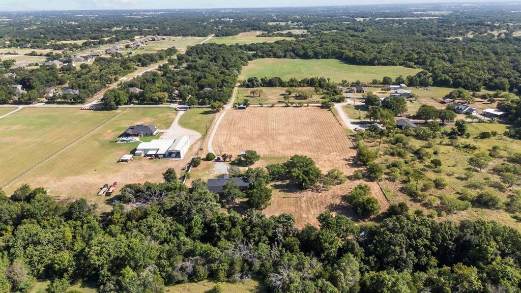 150 Sandlin Court, Springtown, TX 76082