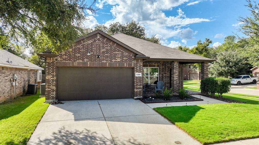 1100 New Meadow Drive, Azle, TX 76020
