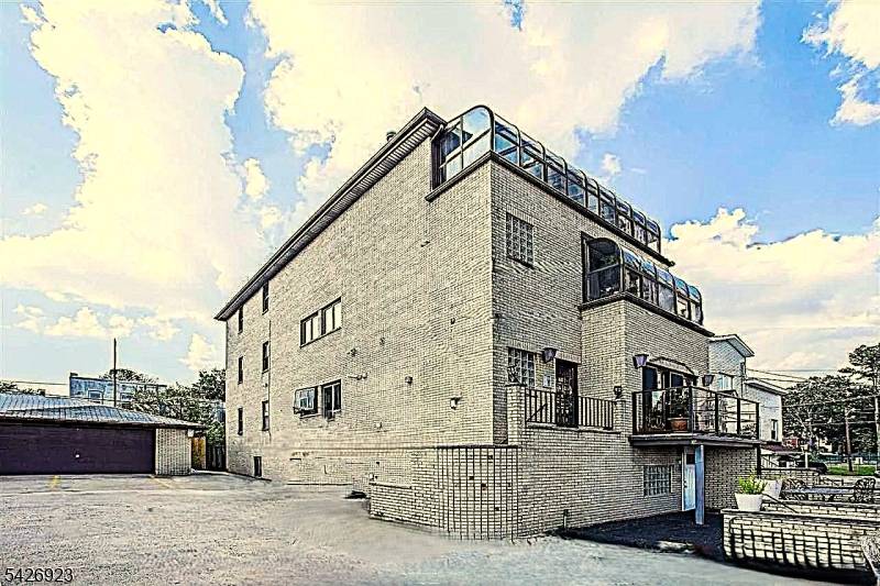 344 Paterson Plank Rd #PH, Jersey City, NJ 07307