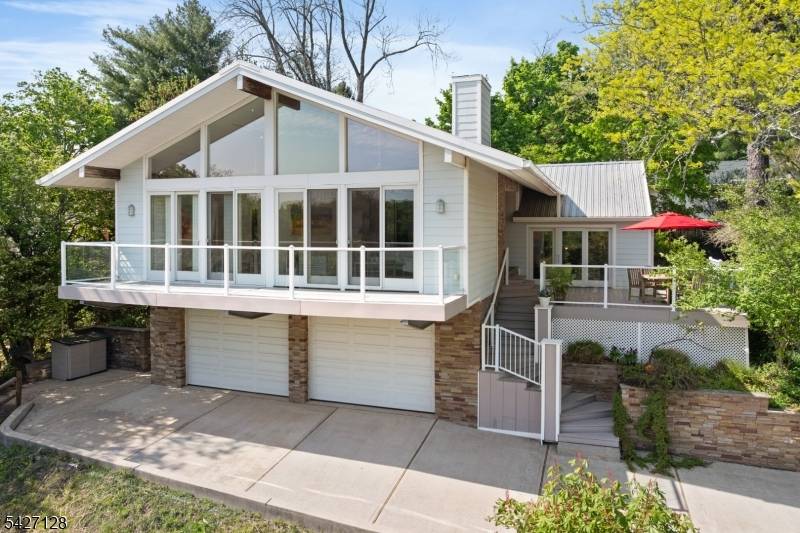 335 Valentine St, Highland Park Boro, NJ 08904