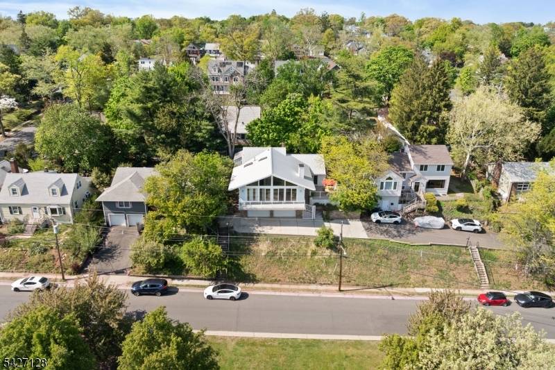 335 Valentine St, Highland Park Boro, NJ 08904