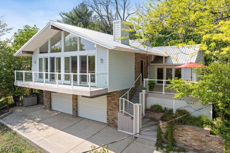 335 Valentine St, Highland Park Boro, NJ 08904