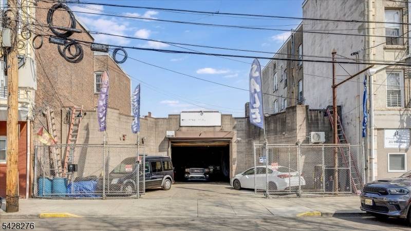 46-48 4Th St, Passaic City, NJ 07055