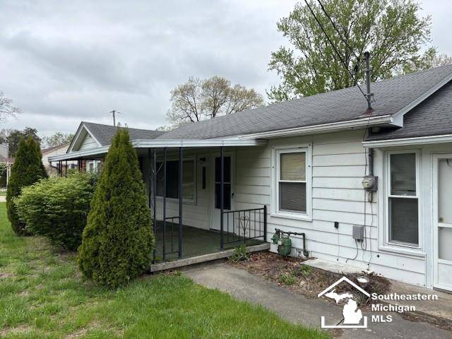 3950 W Sterns RD, Lambertville, MI 48144