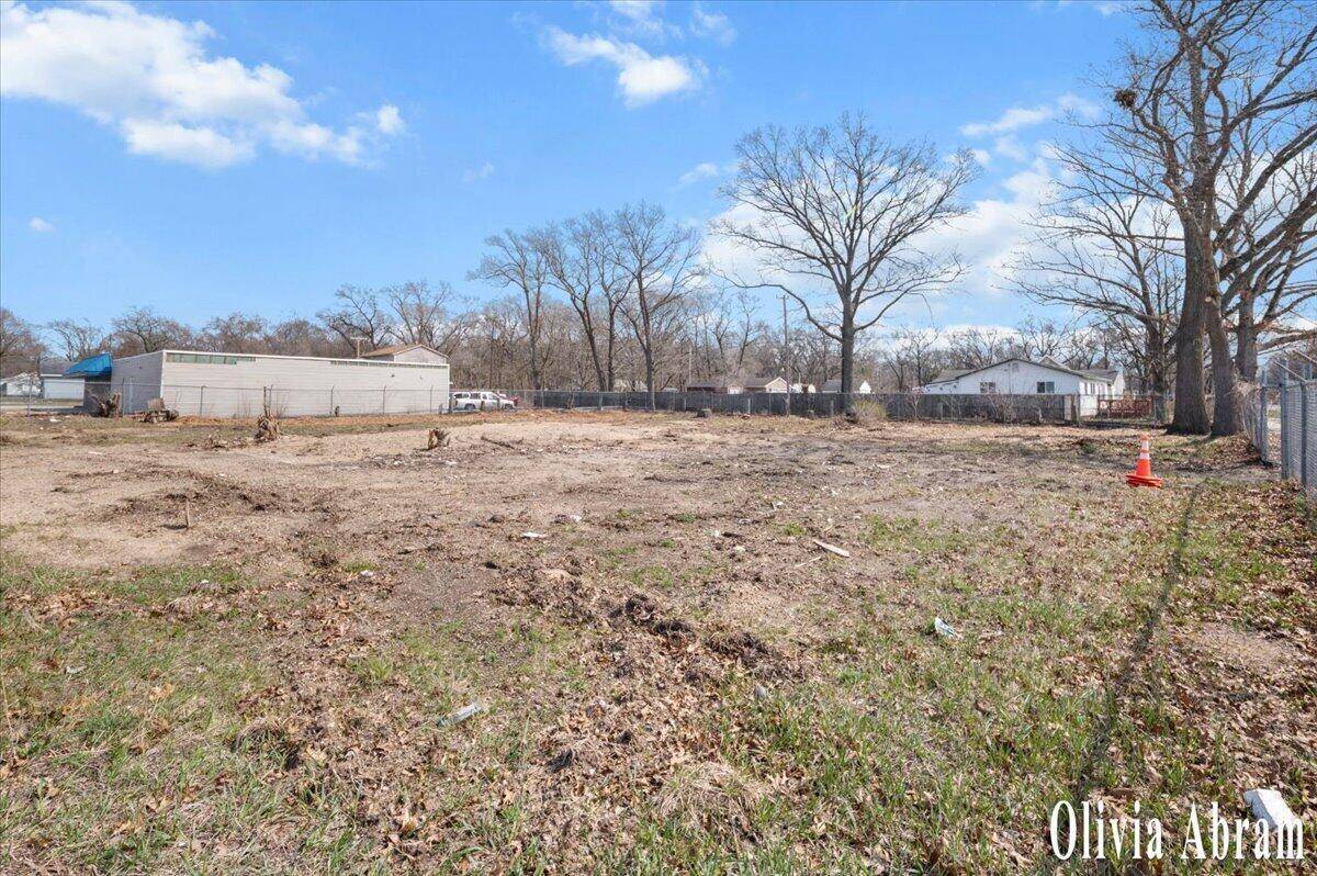 1263 E Broadway AVE, Norton Shores City, MI 49444