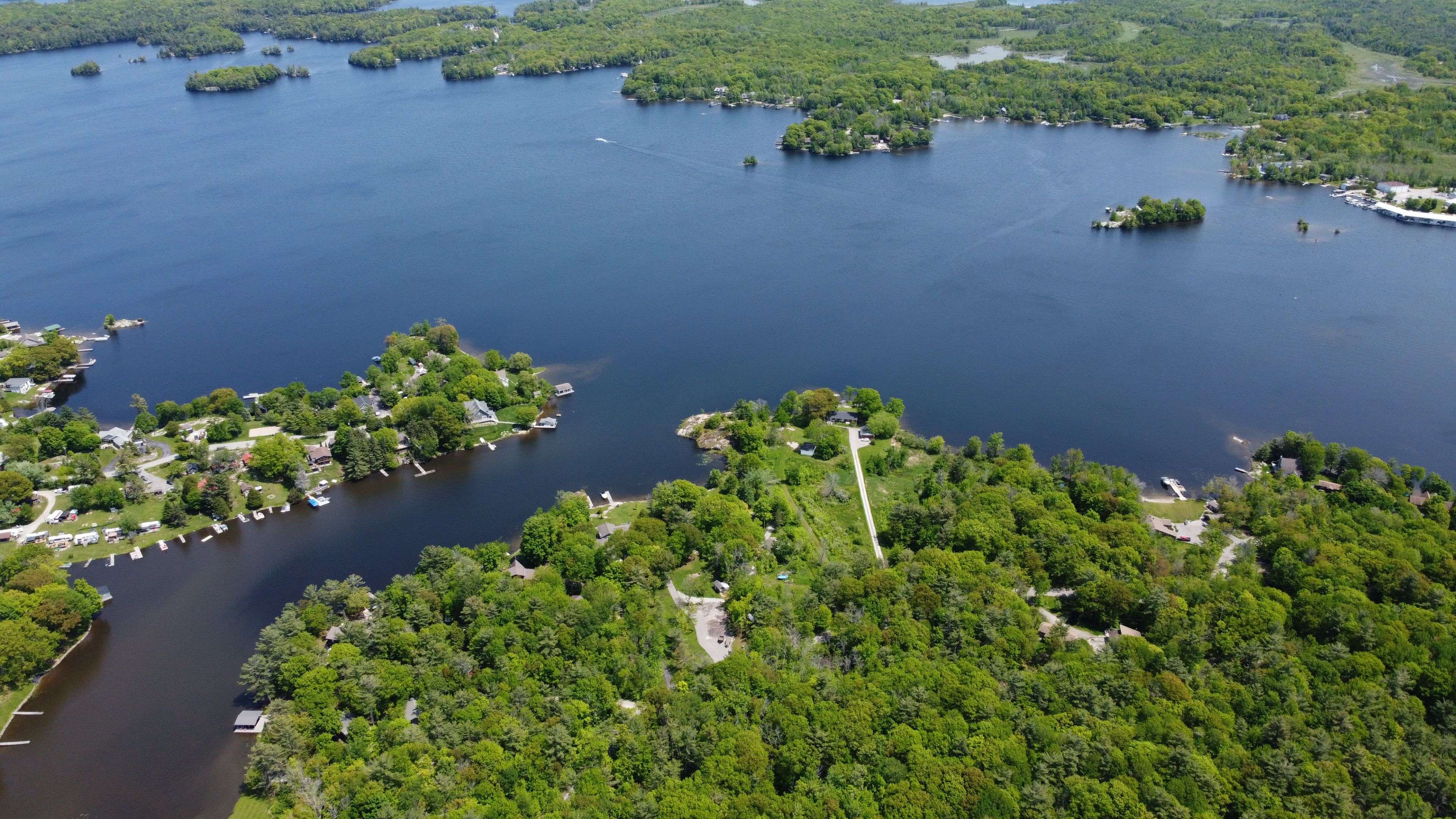 162 Bonneville RD, Georgian Bay, ON L0K 1S0