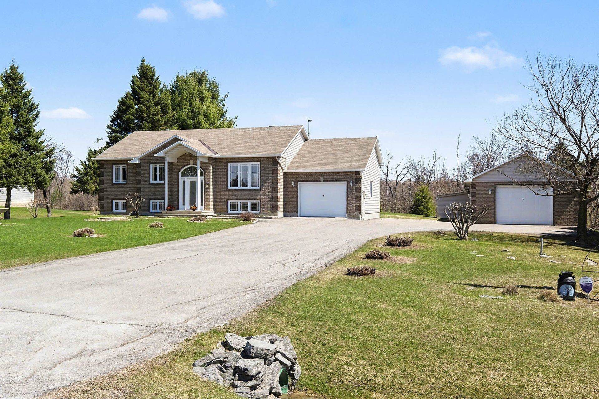 5029 Canaan RD, Clarence-rockland, ON K0A 2A0