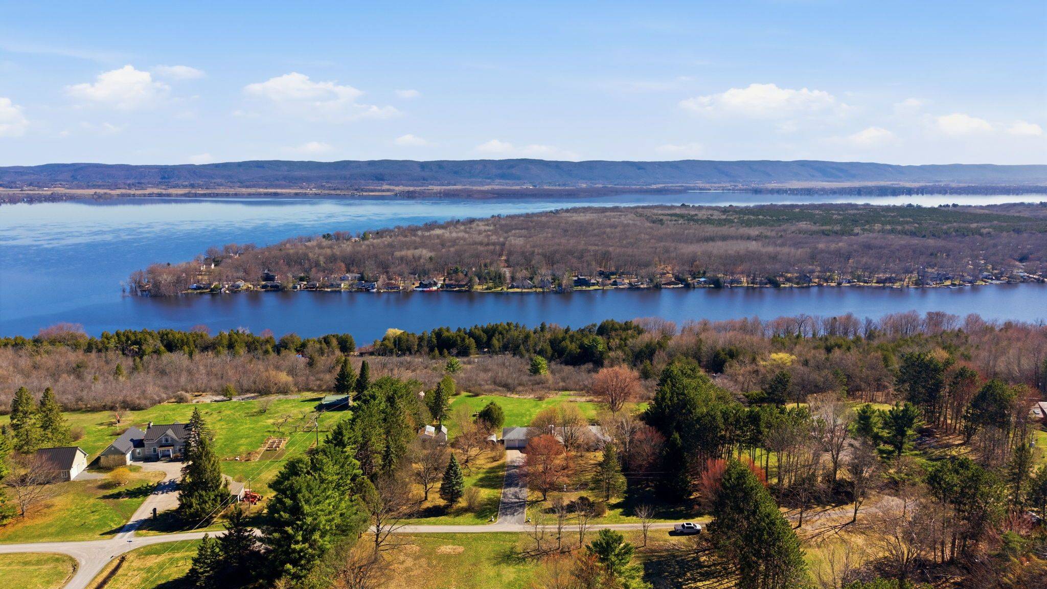 122 Colonel Nicholson LN, Constance Bay - Dunrobin - Kilmaurs - Woodlawn, ON K0A 3M0