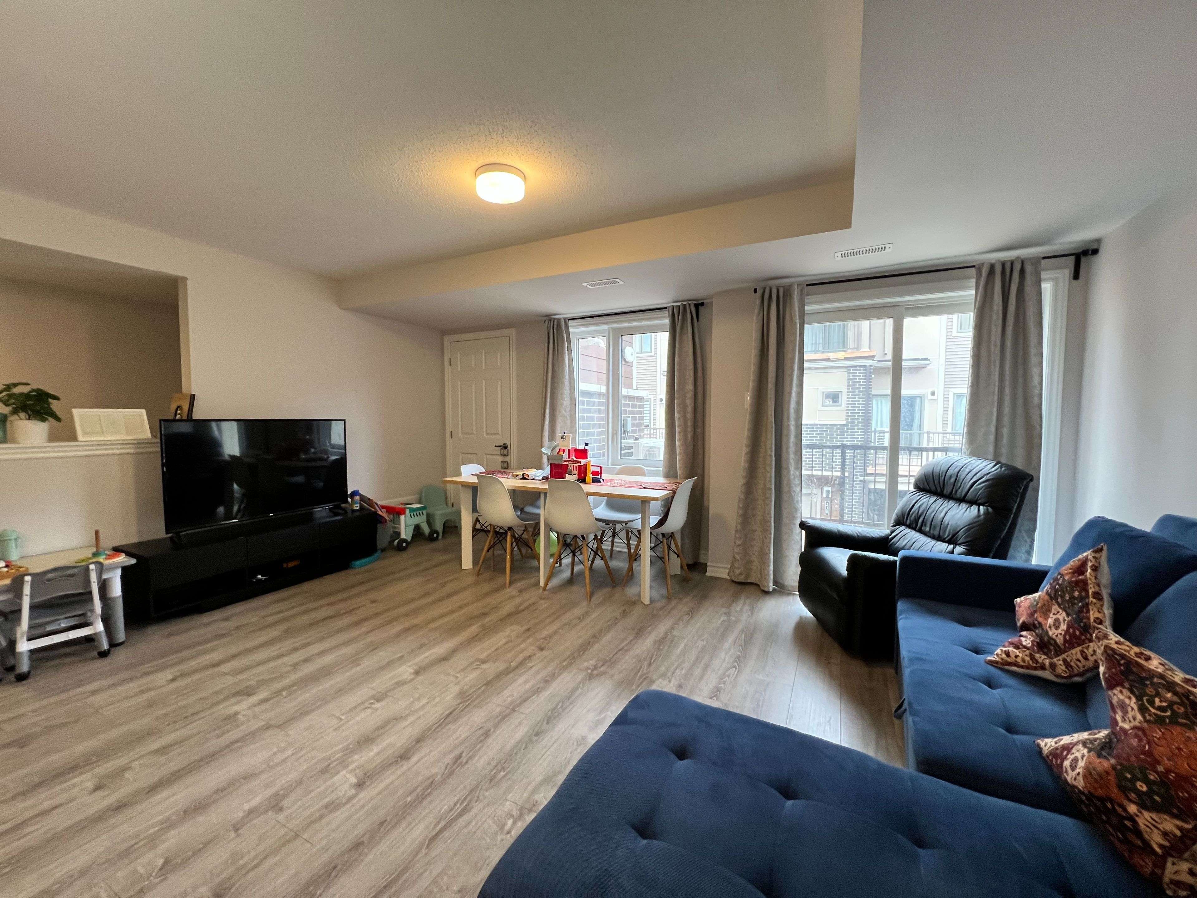 131 Anthratice Private, Barrhaven, ON K2J 7C8