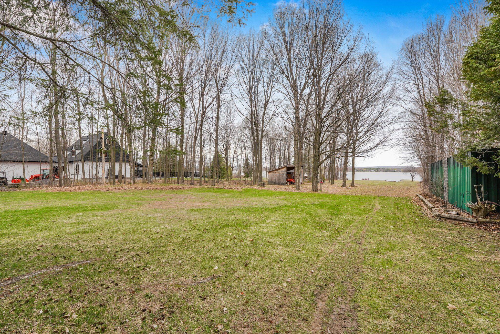 2865 Front RD, East Hawkesbury, ON K6A 2R2