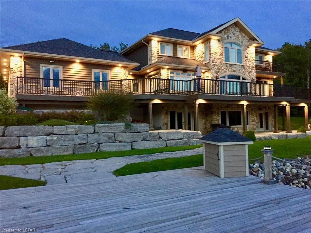 10 MILL RD, Parry Sound Remote Area, ON P0H 1Y0