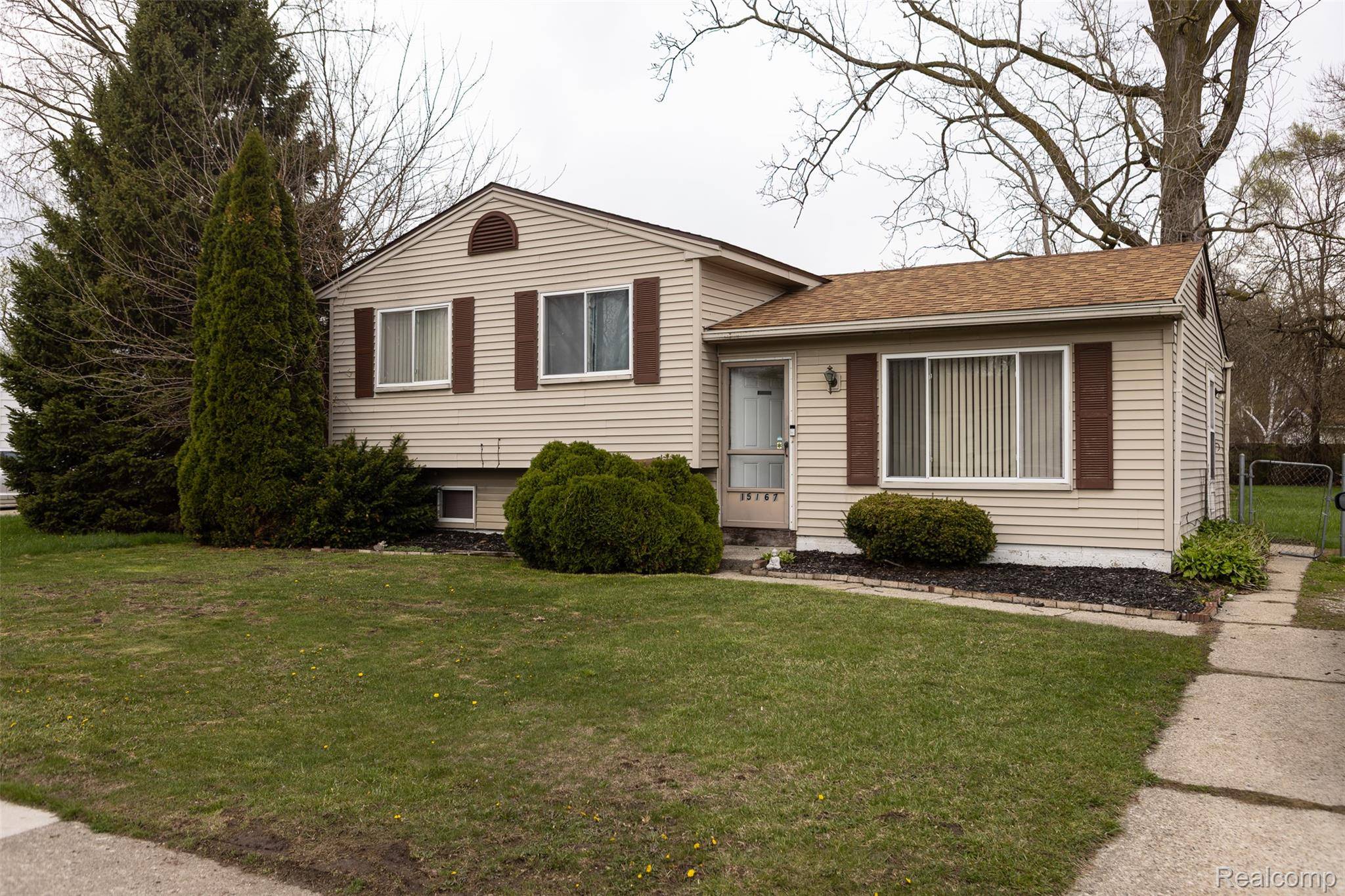15167 Meadow ST, Romuluscity_wayne, MI 48174