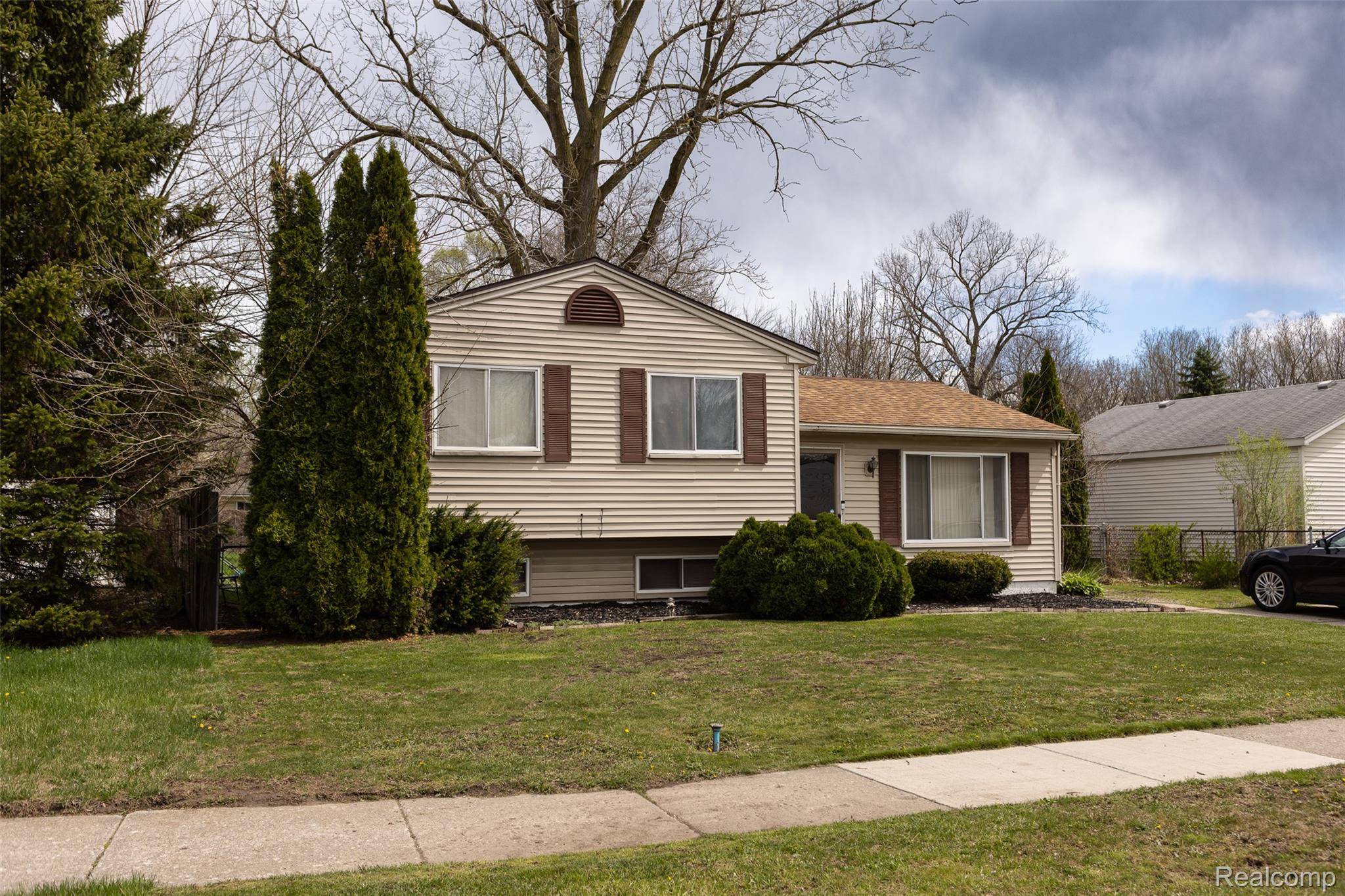 15167 Meadow ST, Romuluscity_wayne, MI 48174