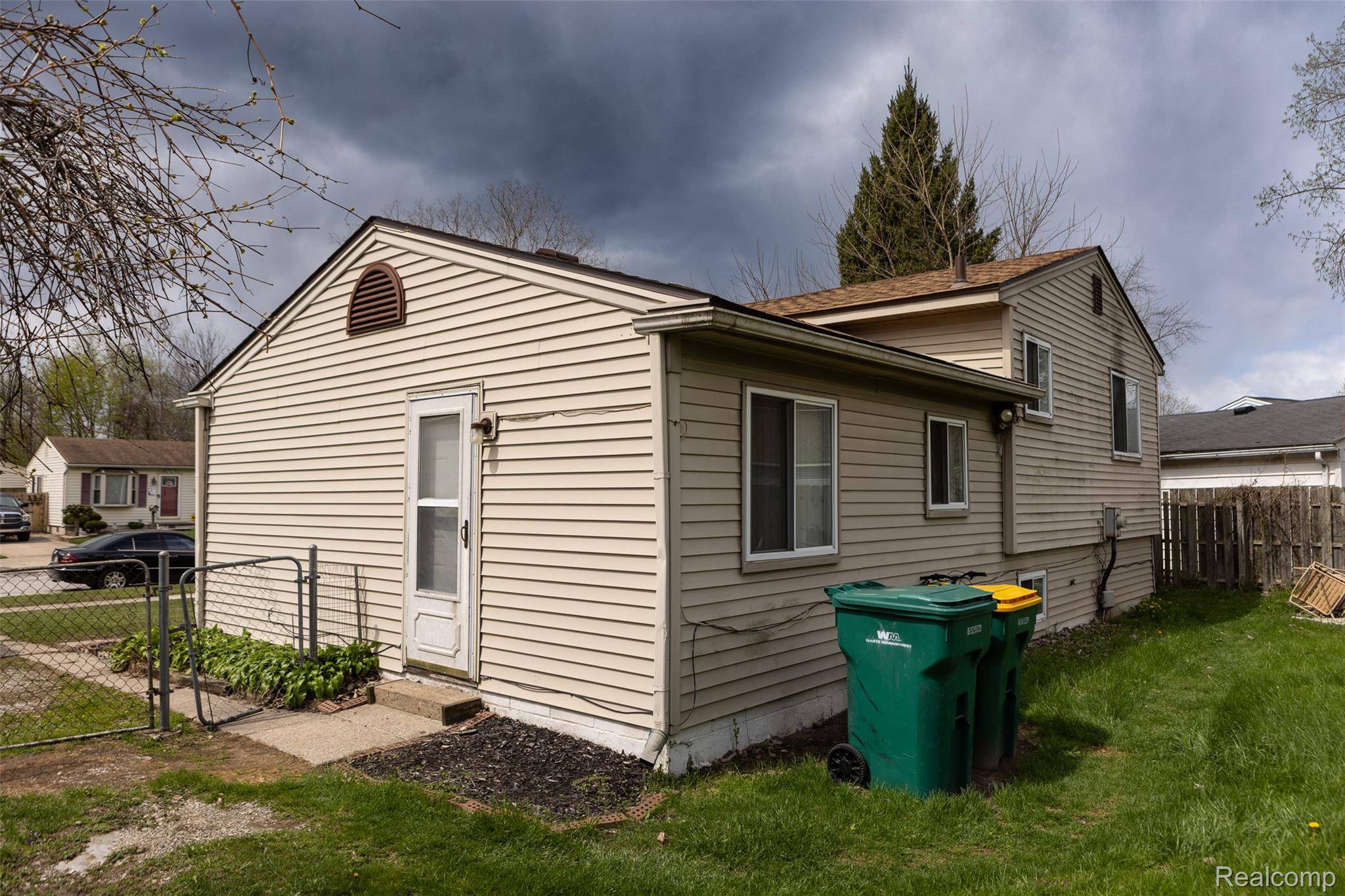 15167 Meadow ST, Romuluscity_wayne, MI 48174