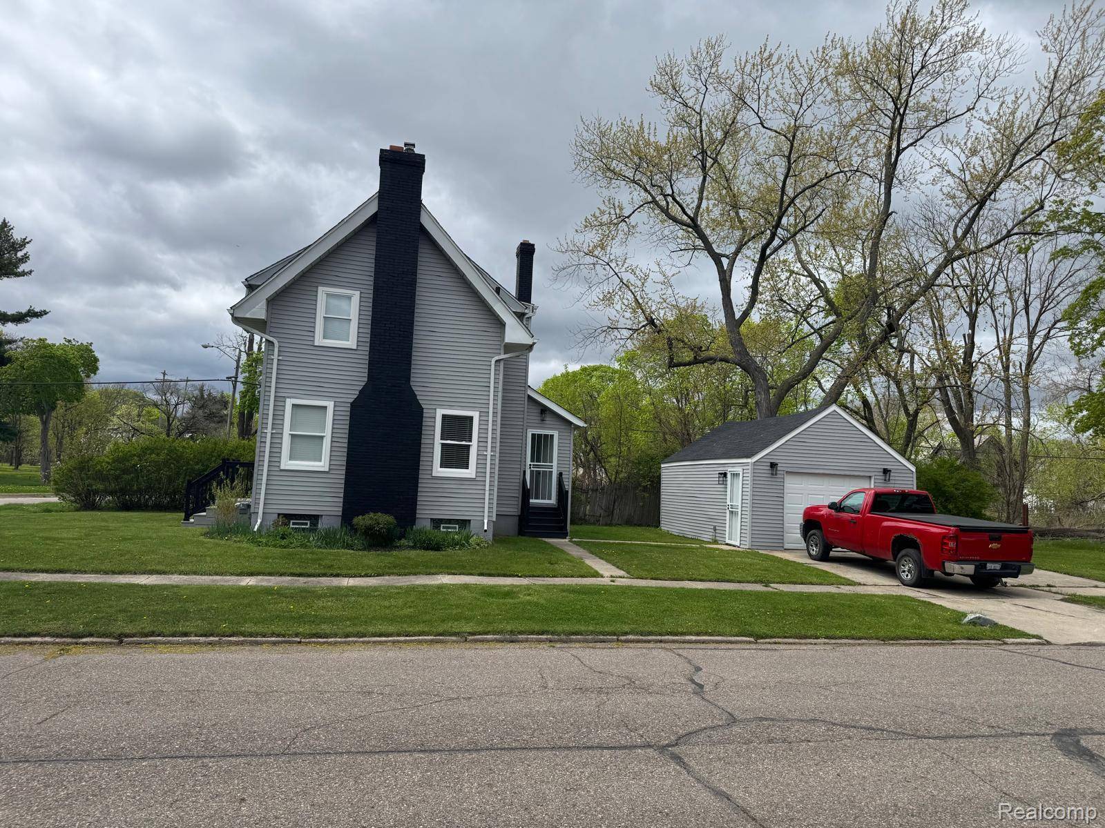 1102 W Dayton ST, Flint, MI 48504