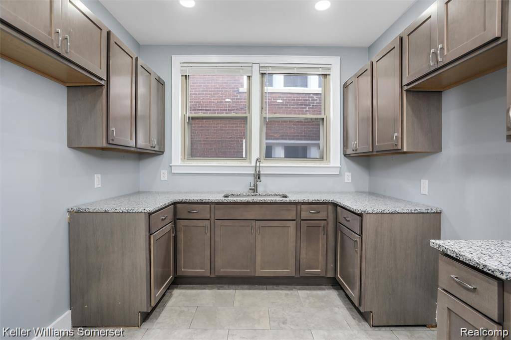 3322 Webb ST, Detroit, MI 48206