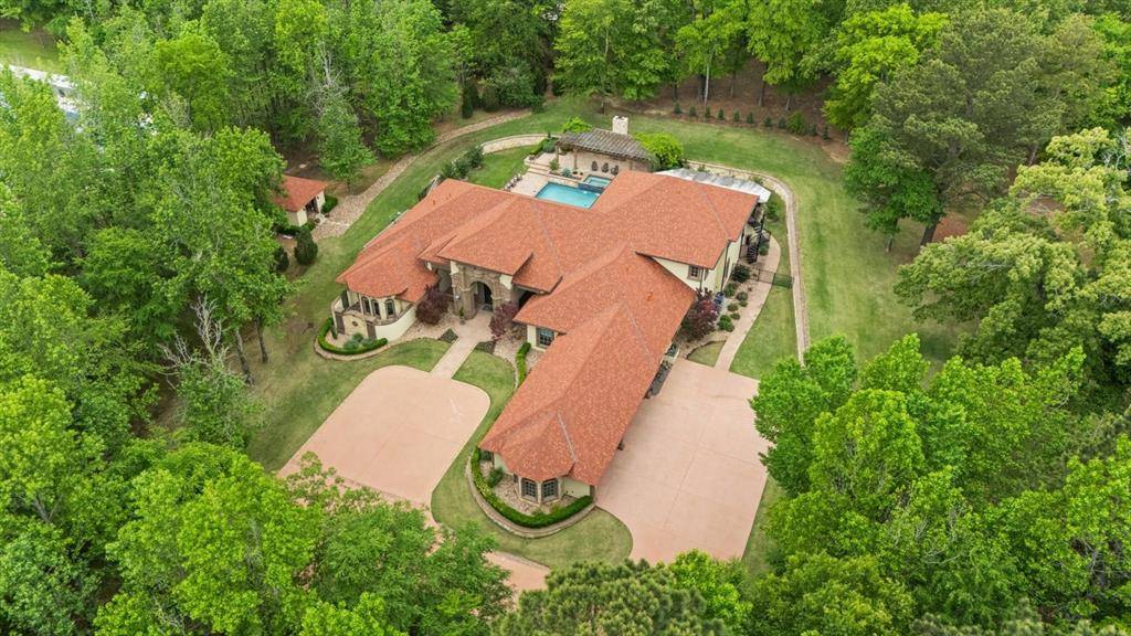 3705 Champions Ridge Lane, Longview, TX 75605