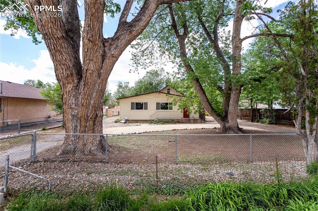 237 Del Rey AVE, Canon City, CO 81212