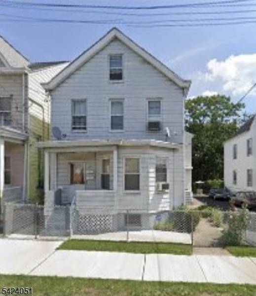 79 Nagle St, Paterson City, NJ 07501