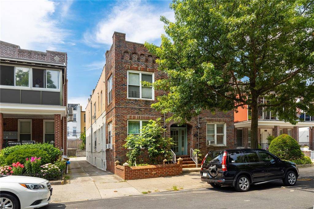 318 67th ST, Brooklyn, NY 11220