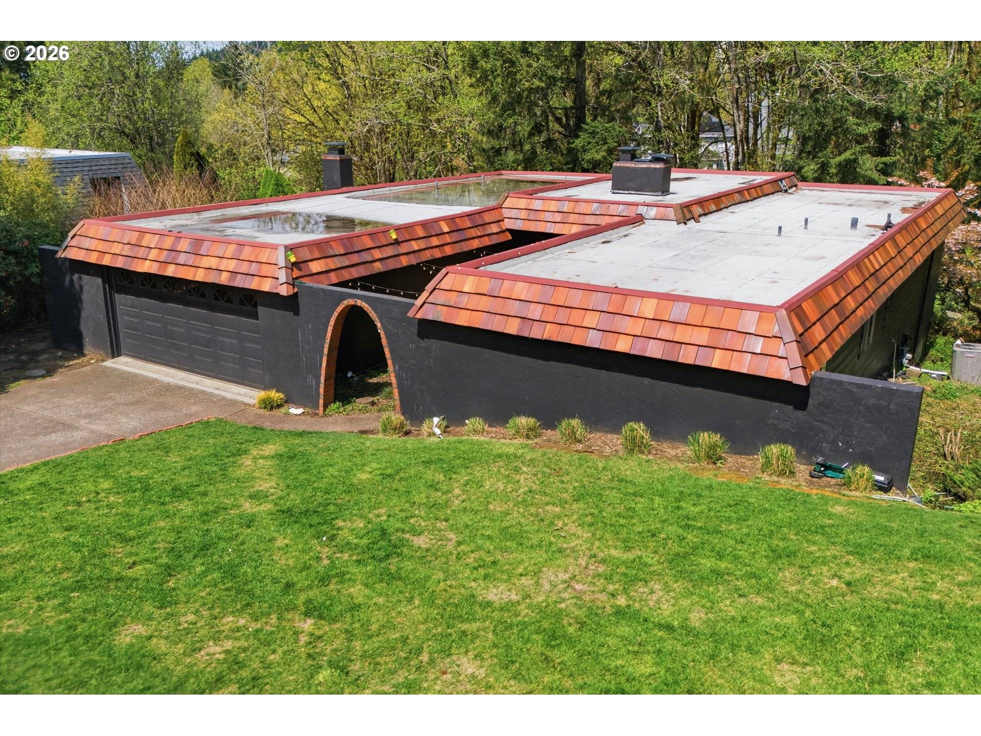 6011 SW SALMON ST, Portland, OR 97221