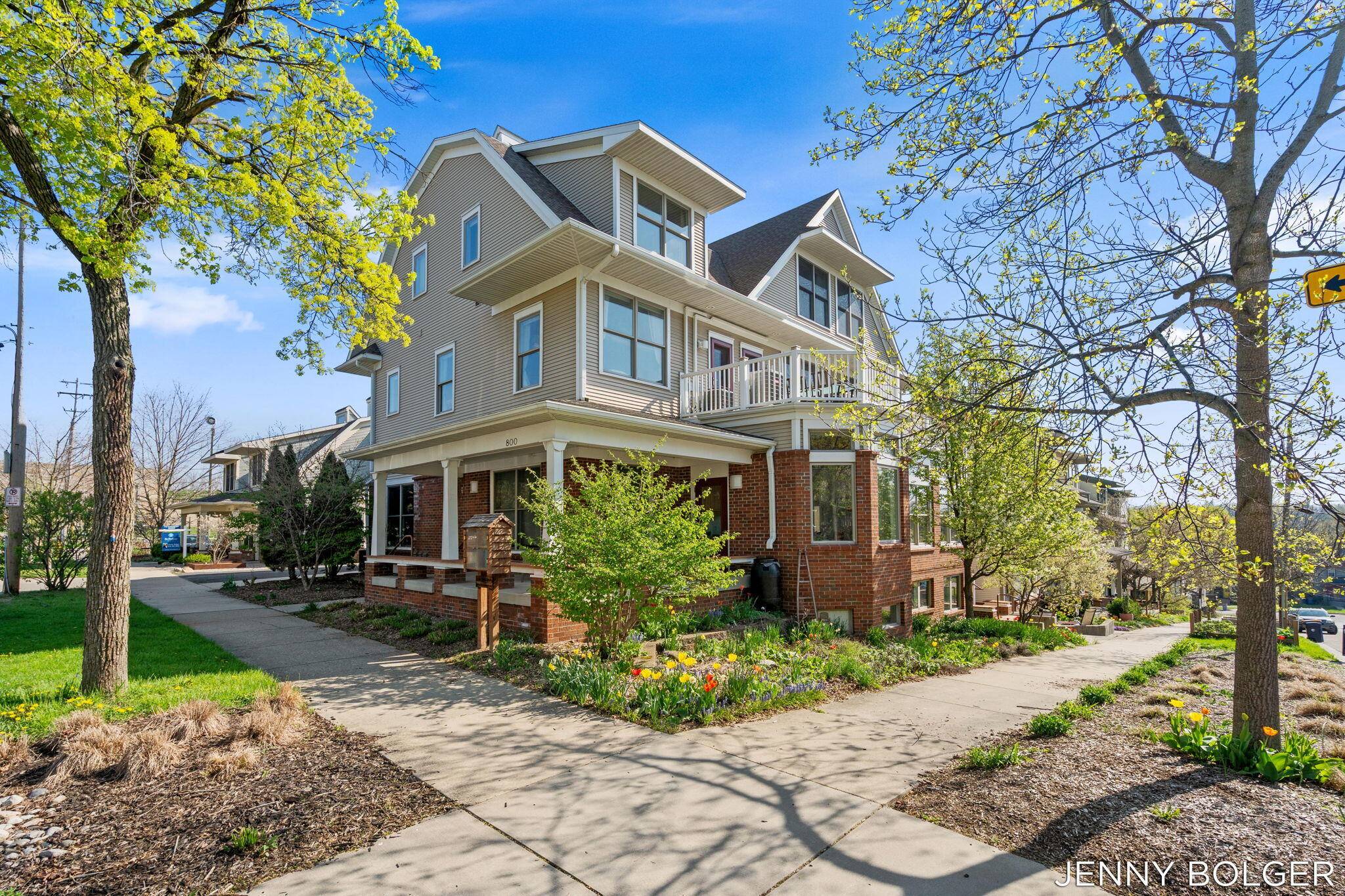 800 Livingston AVE NE, Grandrapidscity_kent, MI 49503