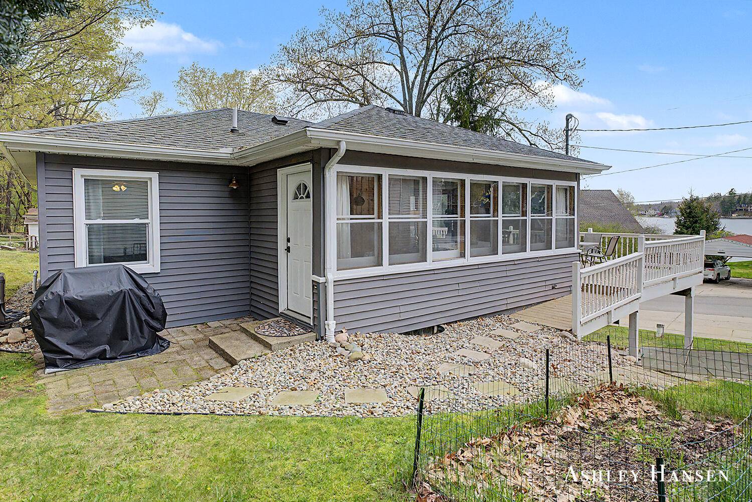 8344 Je-NE-Be DR NE, Courtlandtownship_kent, MI 49341