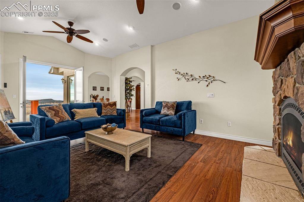 15575 Henry Ride HTS, Colorado Springs, CO 80926