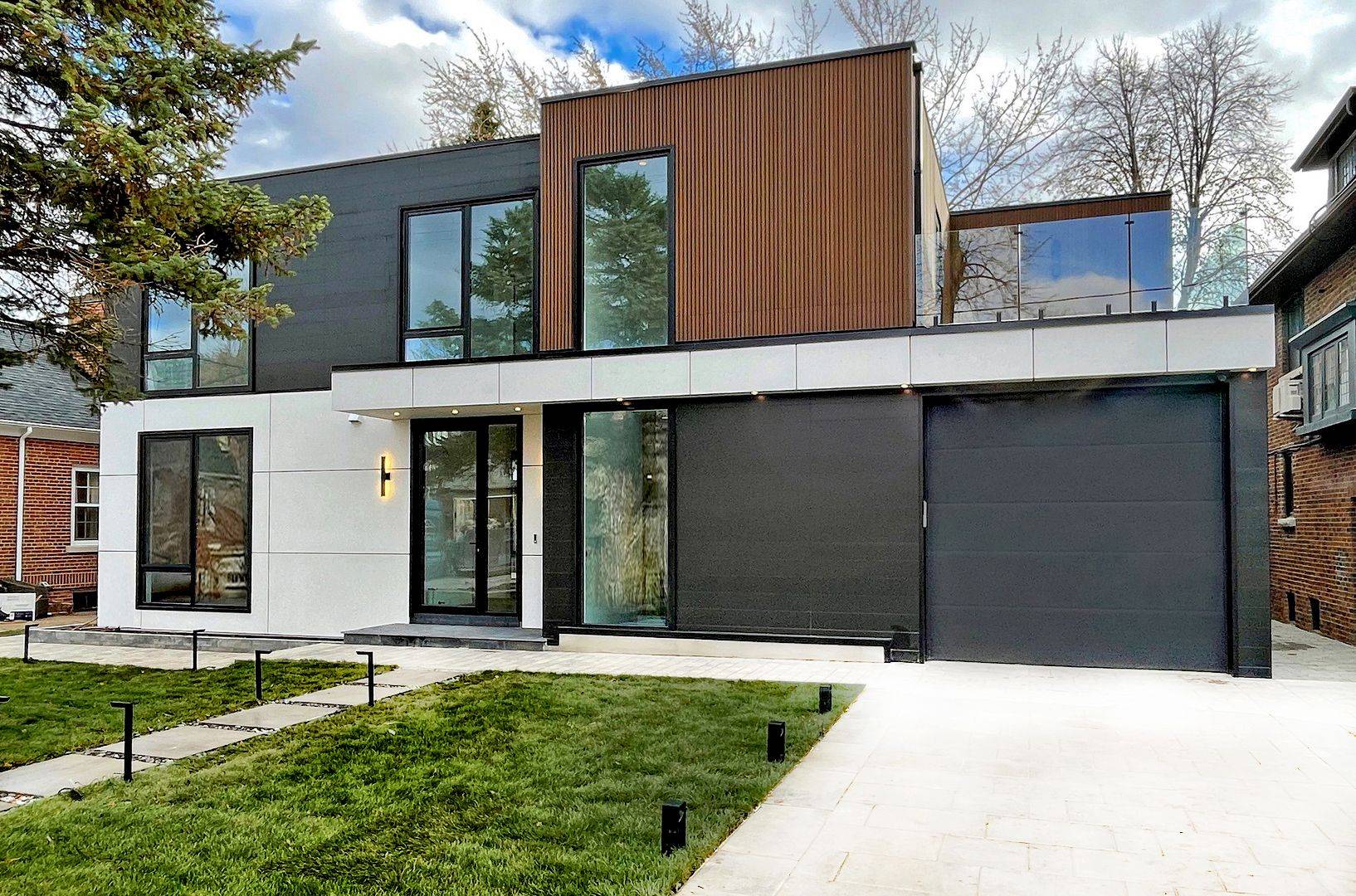 135 Imperial ST, Toronto C03, ON M5P 1C7