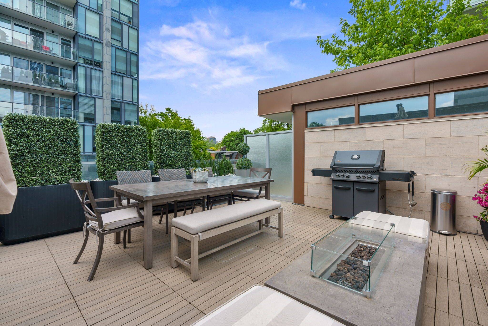 133 Pears AVE, Toronto C02, ON M5R 1T3