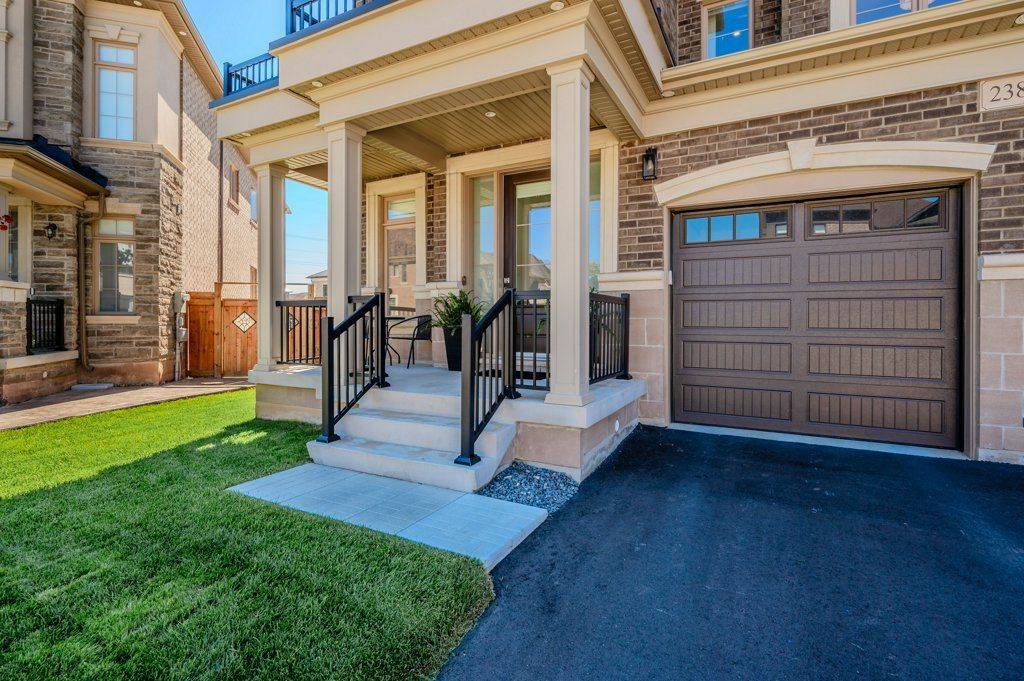 2383 Irene CRES, Oakville, ON L6M 5M3