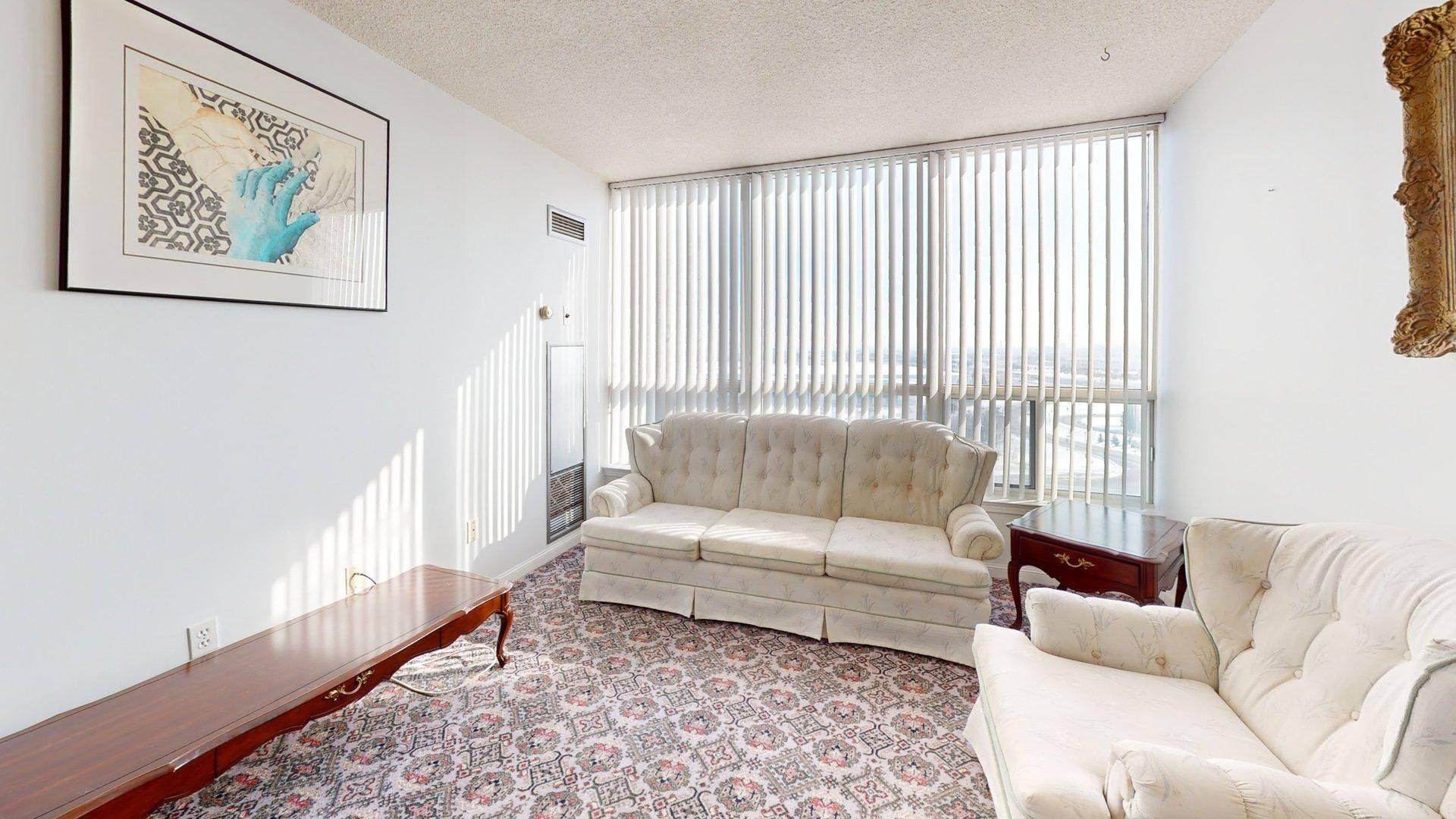 12 Laurelcrest ST #907, Brampton, ON L6S 5Y4