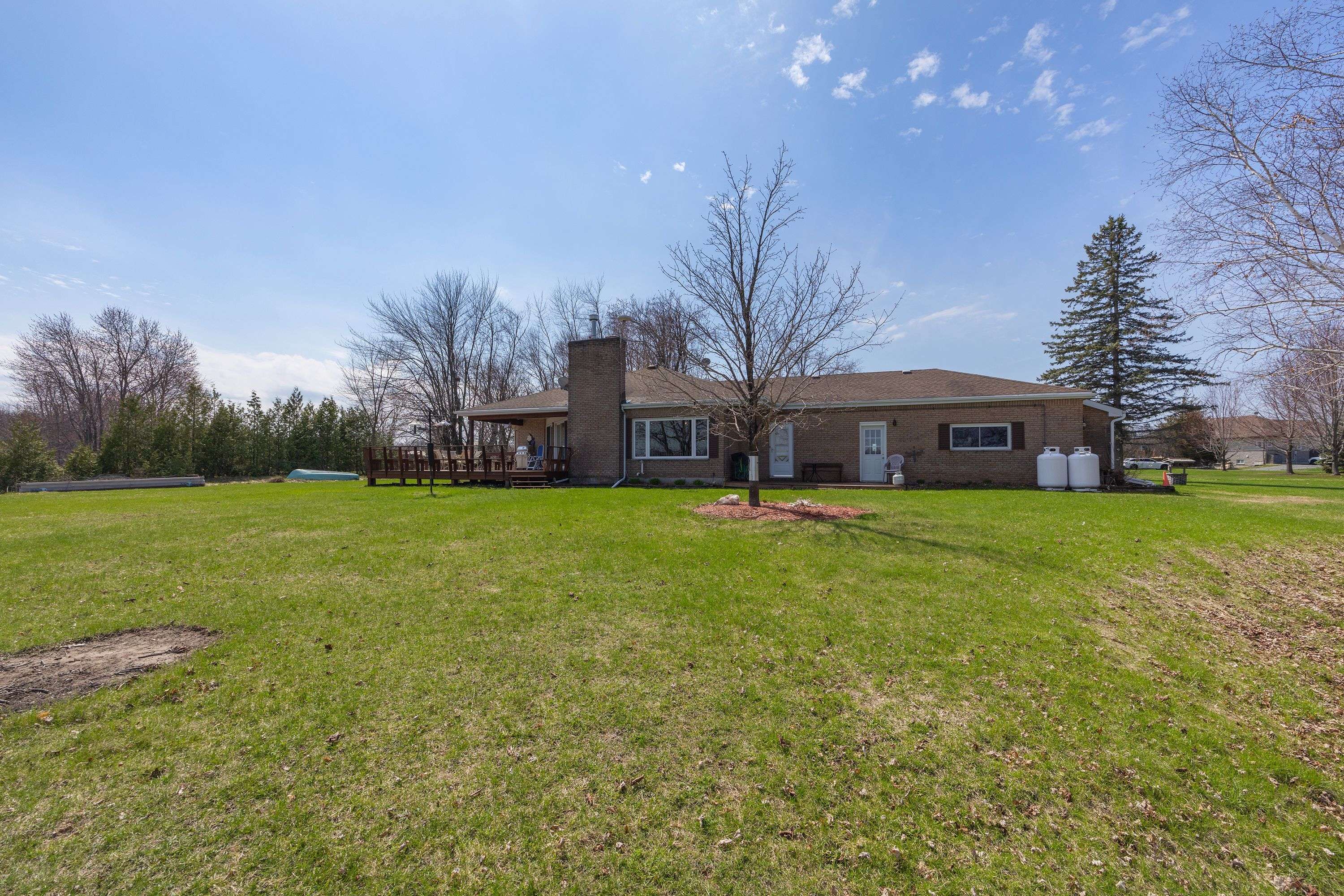 5054 Lower Round Lake RD, Frontenac, ON K0H 1H0