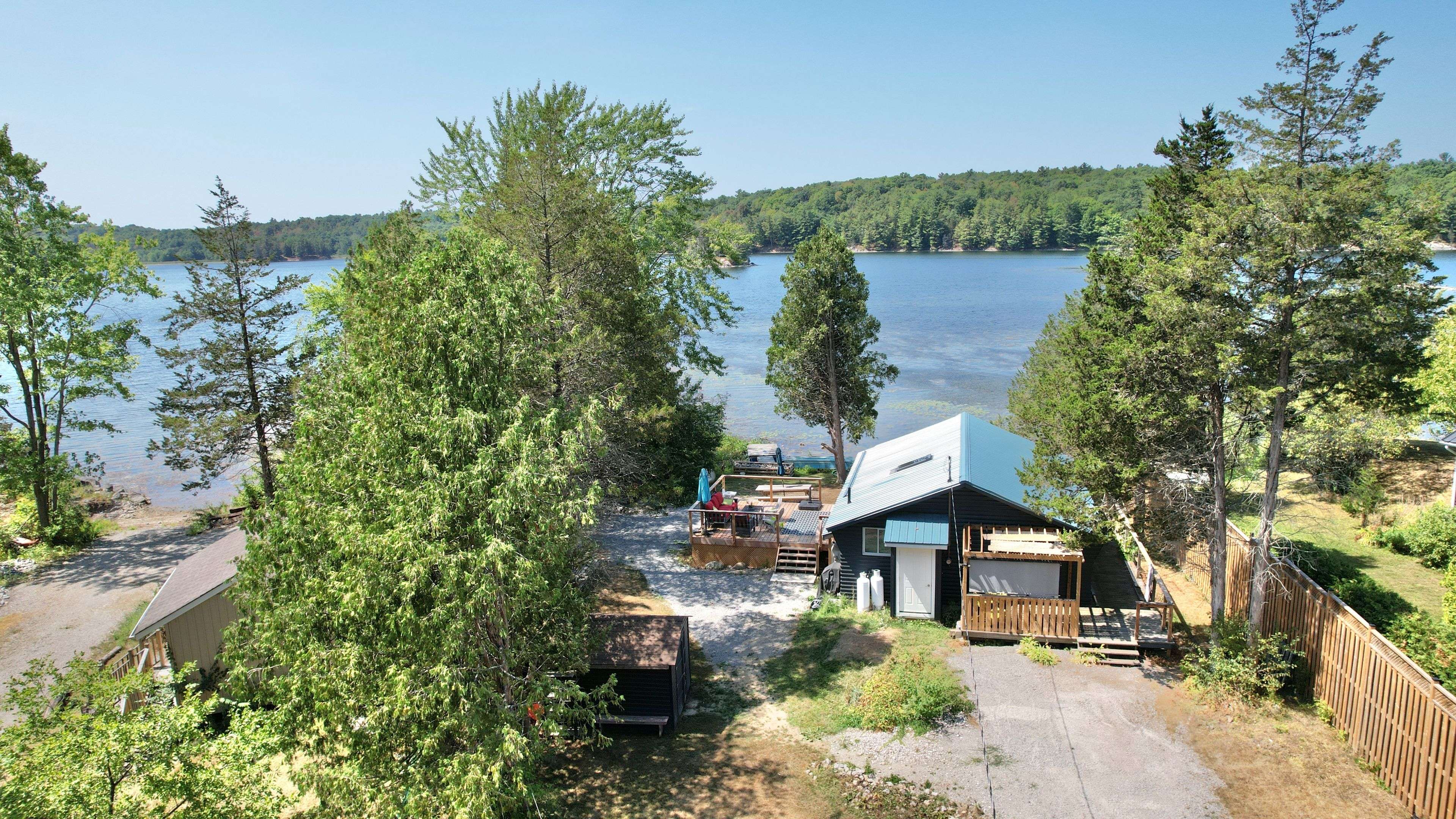 910 Hummingbird LN, Leeds And The Thousand Islands, ON K0E 1L0