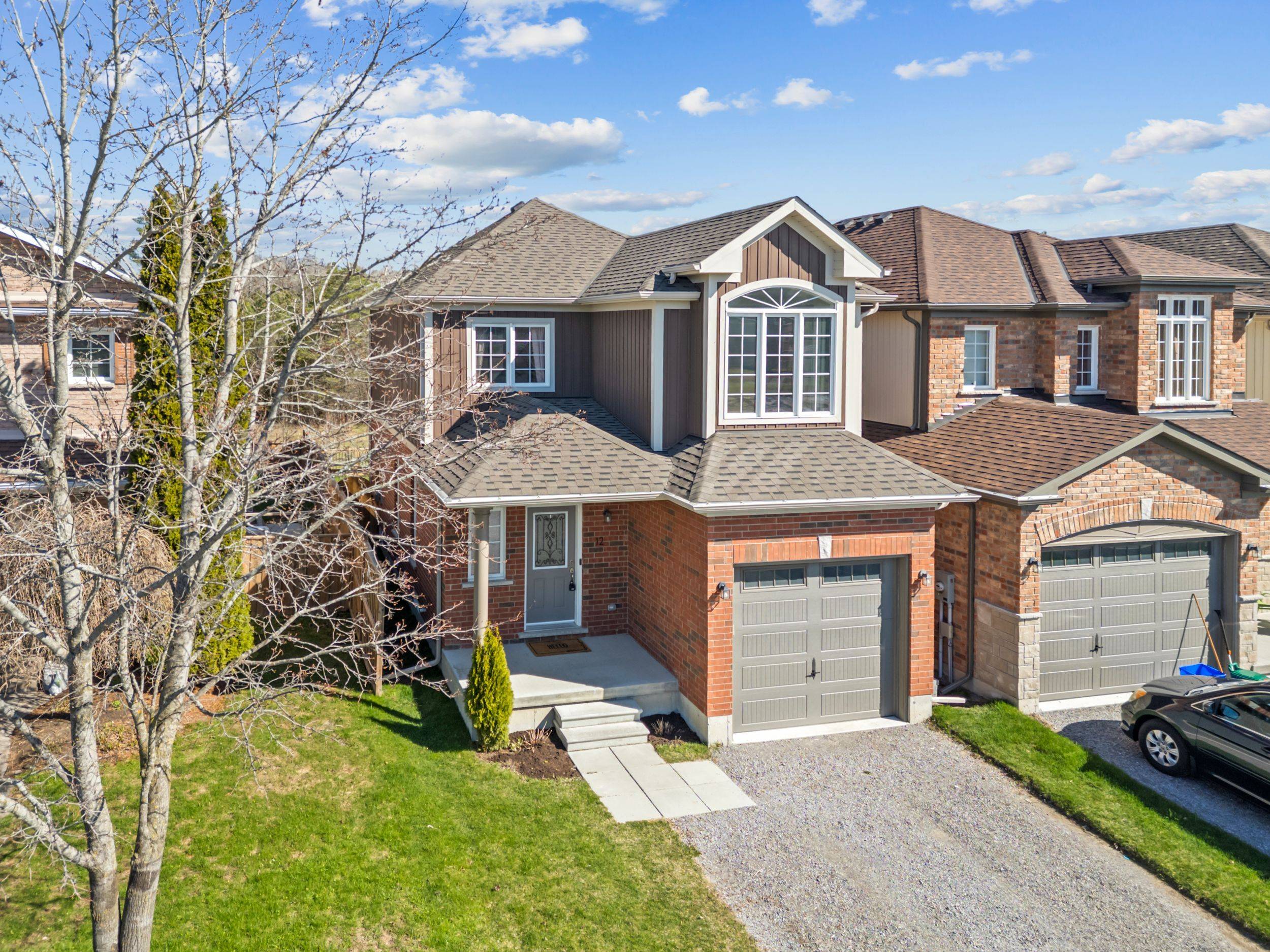 12 Coldbrook DR, Cavan Monaghan, ON L0A 1G0