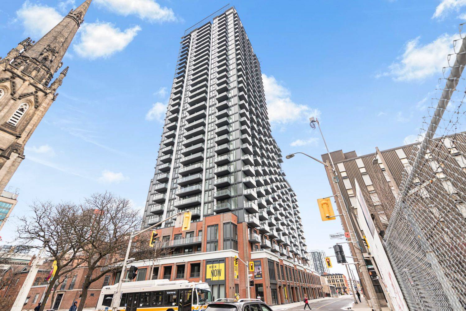 75 James ST S #2016, Hamilton, ON L8P 2Y9