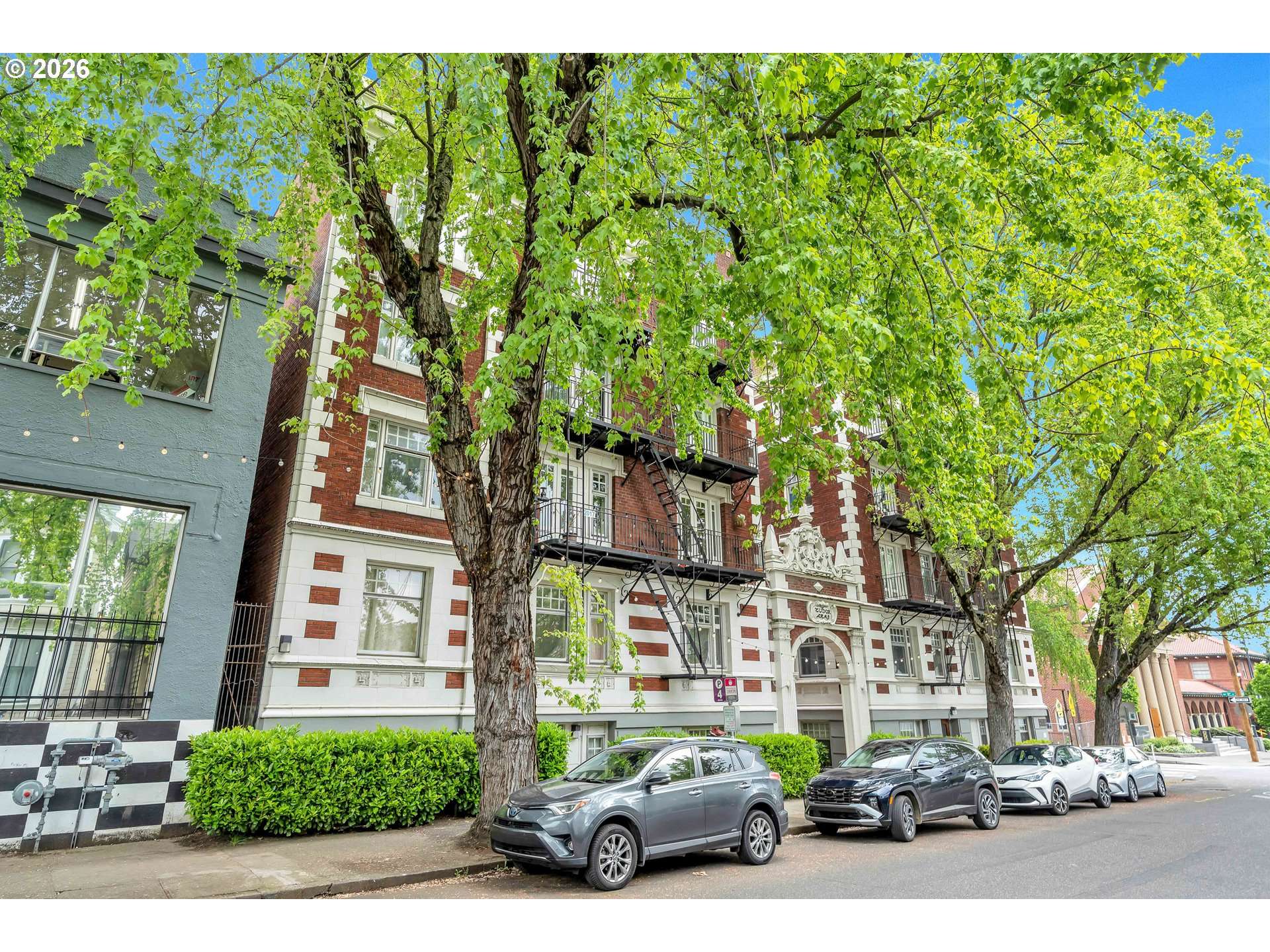 1811 NW COUCH ST #207, Portland, OR 97209
