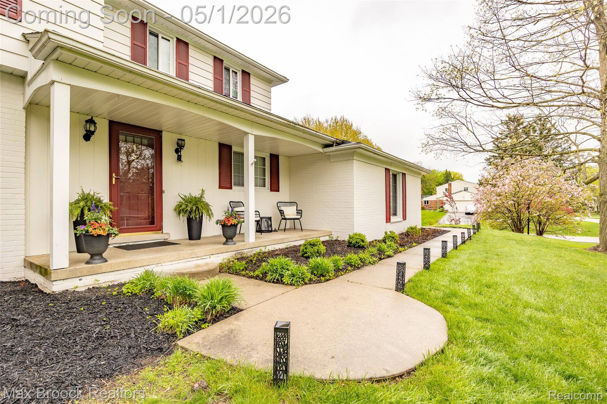 2275 Park Ridge DR, Bloomfield Hills, MI 48304