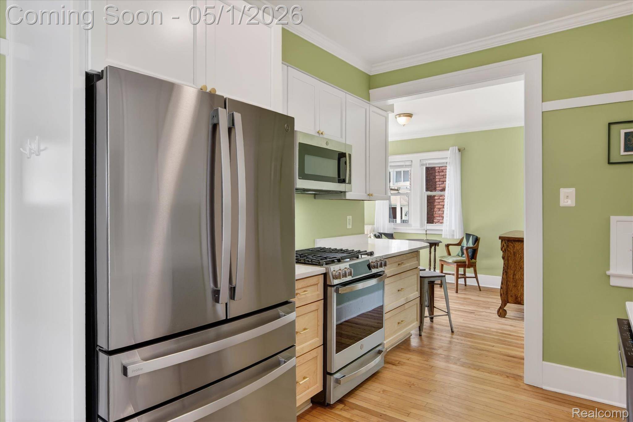 925 Nottingham, Grossepointeparkcity_wayne, MI 48230