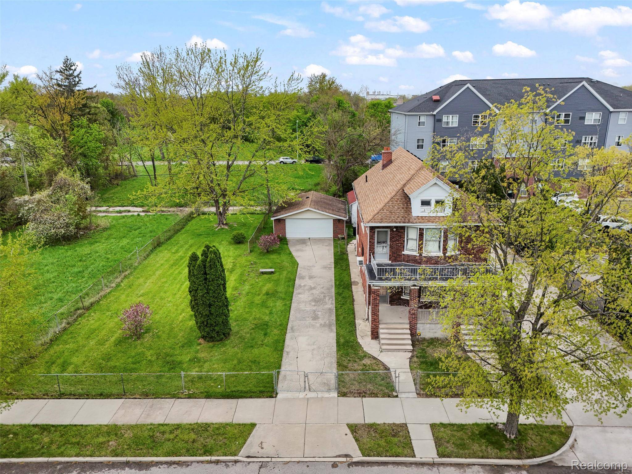 1423 Lakewood ST, Detroitcity_wayne, MI 48215