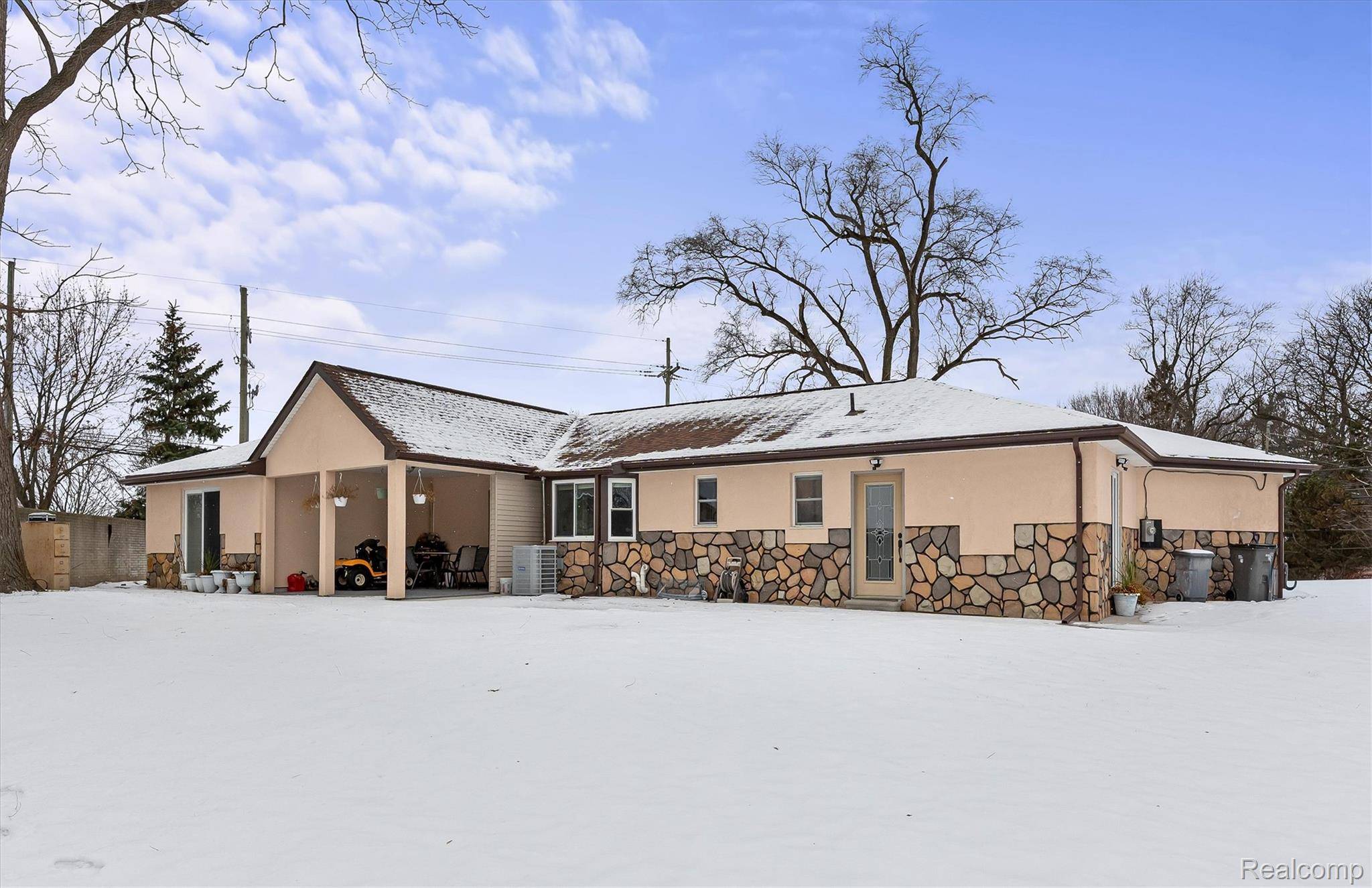 15500 Millar RD, Clintonchartertownship_macomb, MI 48036