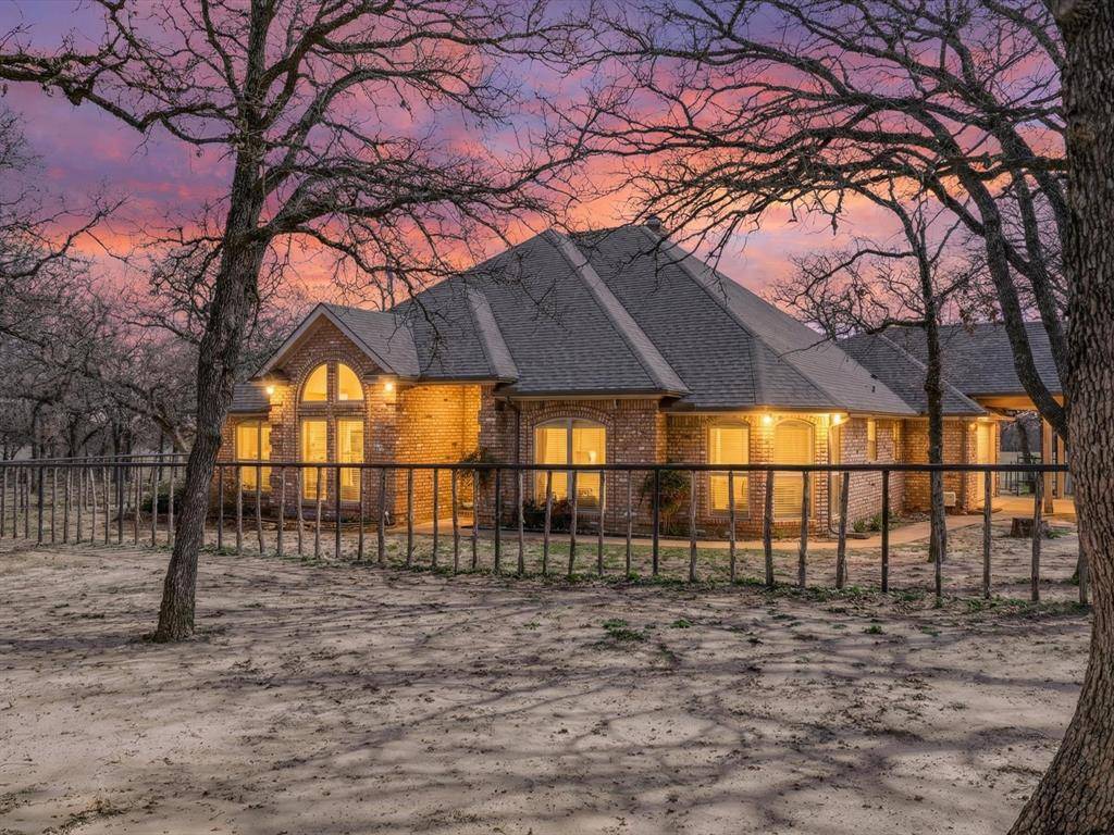 19901 S Highway 281 #A, Lipan, TX 76462
